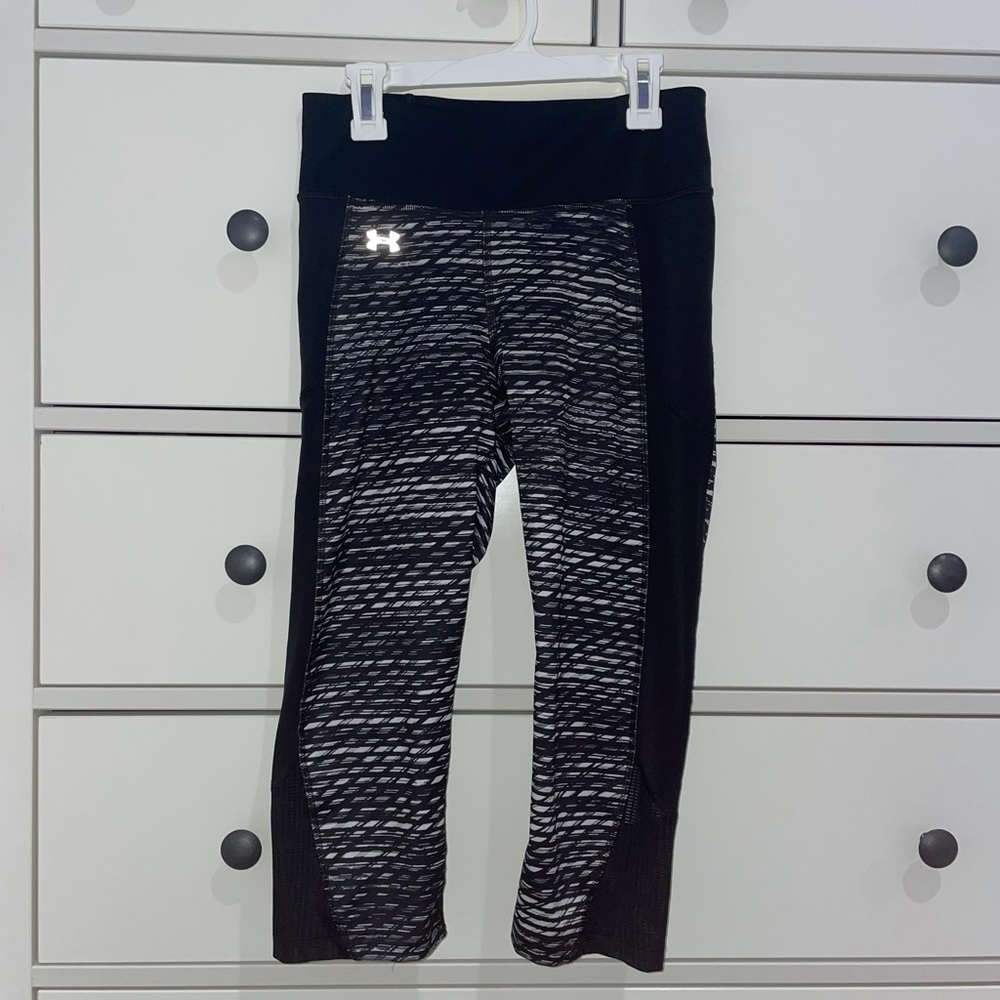 ANKLE LENGTH WORKOUT LEGGINGS FROM UNDER ARMOUR